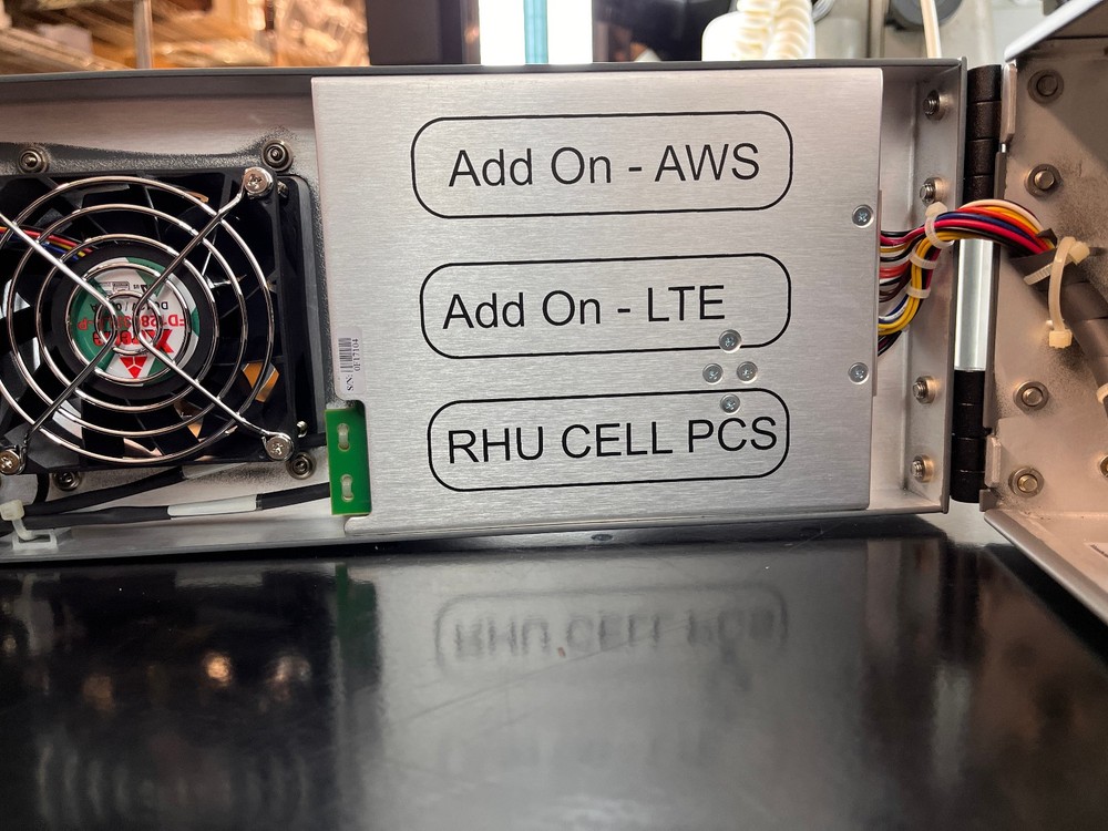 Corning MobileAccess Chassis 2000-QX-B-QC