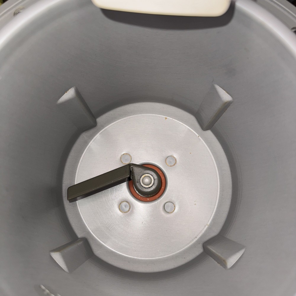 Welbilt The Bread Machine Model ABM-100-3 Bread Maker w/ Instructions