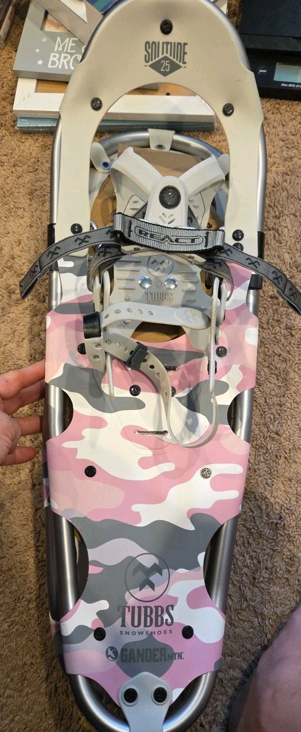 Tubbs Snow Shoes Solitude 25 W Pink Camo Design Women's Romp To Stomp Cancer New