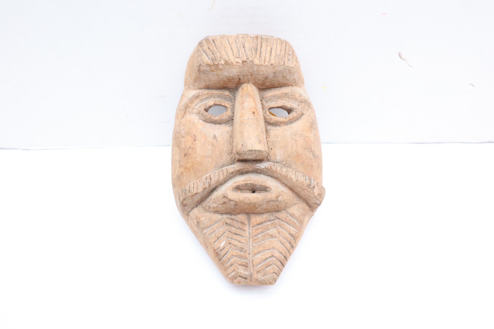 ATQ Guatemalan folks art Hand Carving Wood Mask Mayan Conquest Dancing Mask 8.75