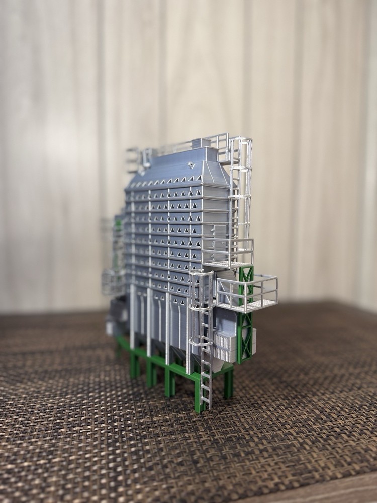 1/64 Scale Mixed Flow Grain Dryer. Mid Sized