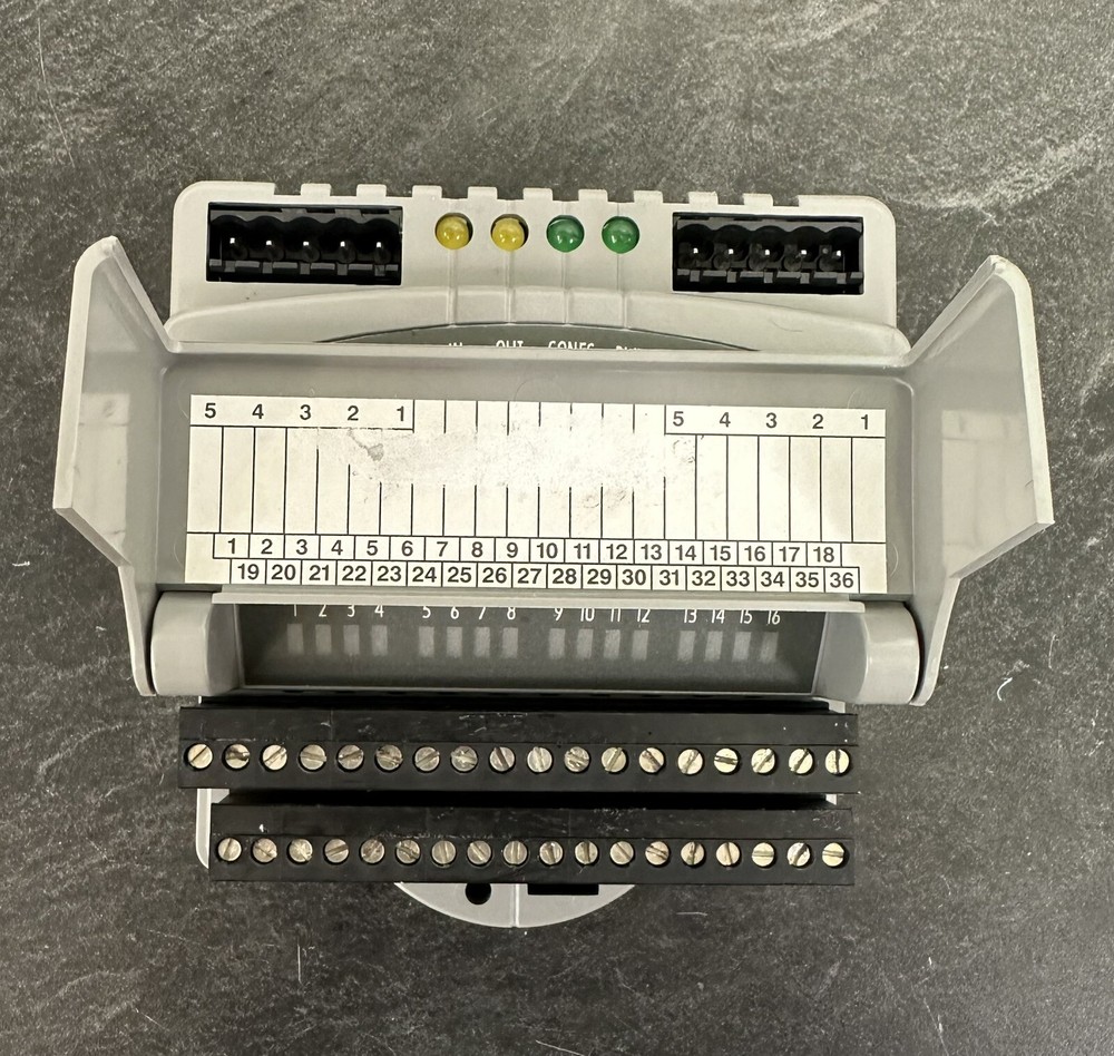 Giddings & Lewis Input Module M.1300.7372 R0 24VDC Sink/Source