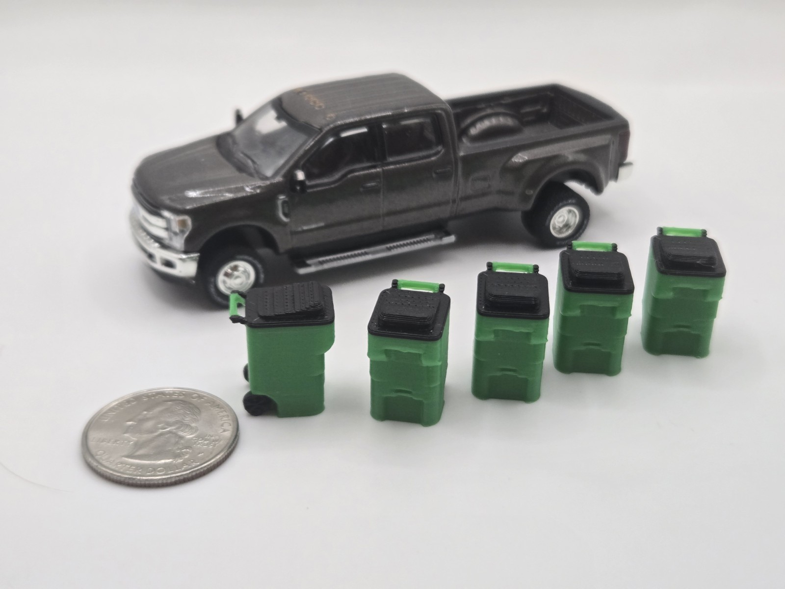 1/64 Scale Trash Bins *5 Pack* in Green