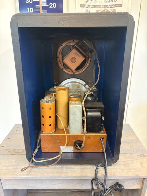 Zenith 5s228 Tombstone Radio