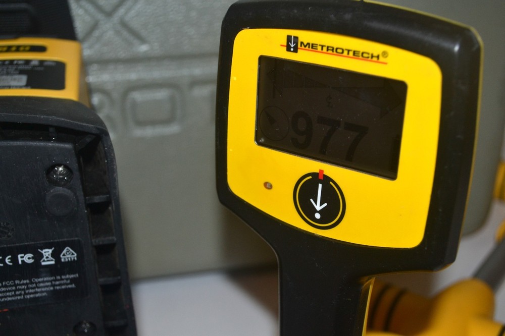 METROTECH VIVAX VM810 PIPE CABLE LOCATOR SET RYCOM