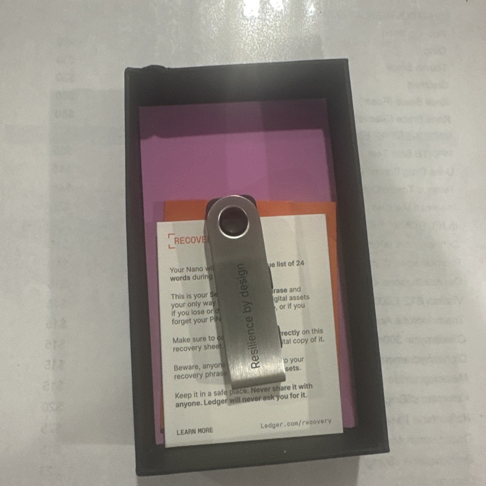 Ledger - Nano S Plus Crypto Hardware Wallet