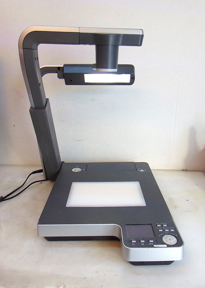 Elmo Visual Presenter Projector Model P100 - With Remote-Works Good - S7089