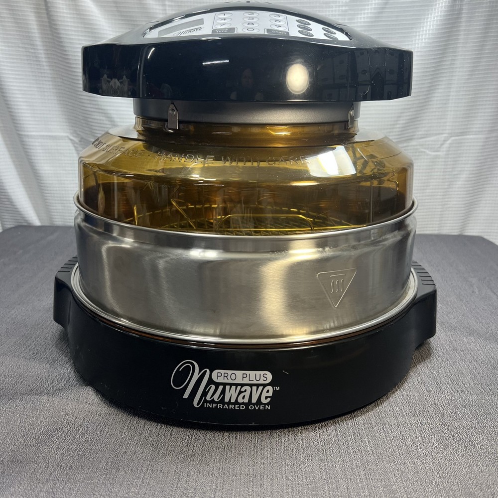 Nuwave Pro Plus Infared Large Oven Cooker Model # 20602 With Extender Ring READ