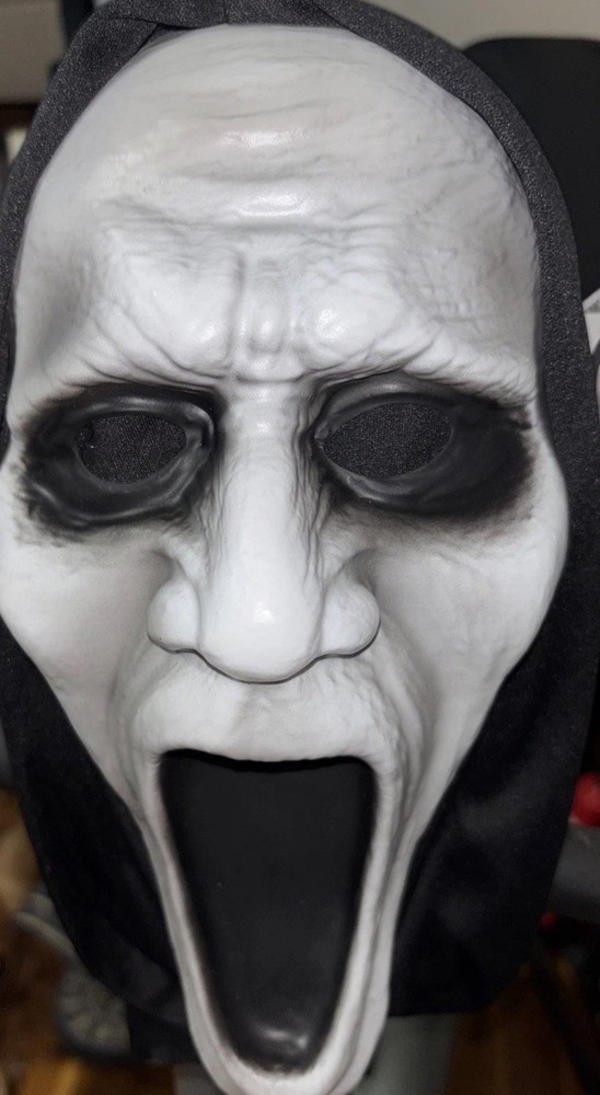 Halloween Silent Screamer Mask