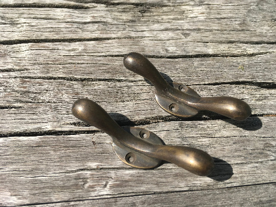4 solid brass small 3" Hand Cast 7.5cm Cleat Tie Down Rope HooK CURTAINS loop