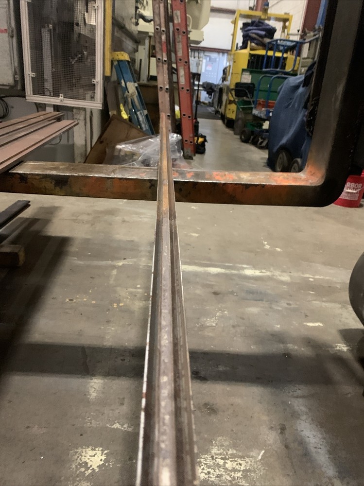 122” Bottom W Die Used Press Brake Tooling