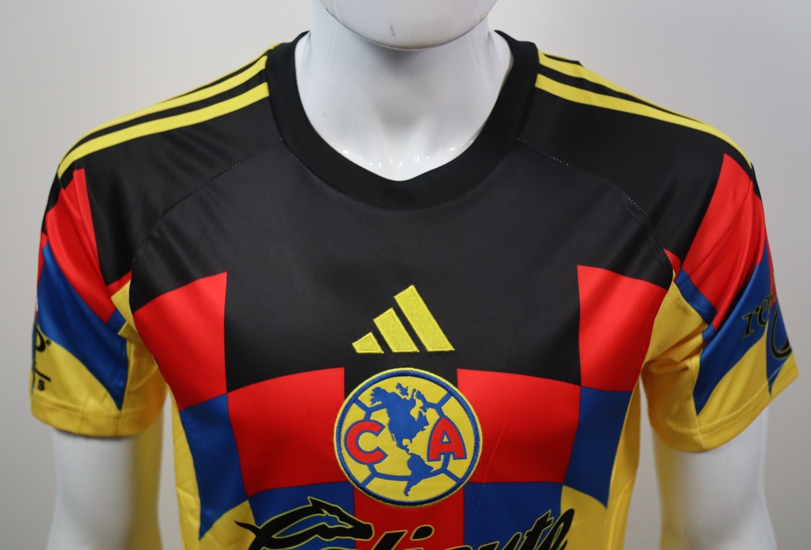 CLUB AMERICA LOCAL 25/26 MX PATCH (TALLA REDUCIDA LEER LA DISCRIPCION)