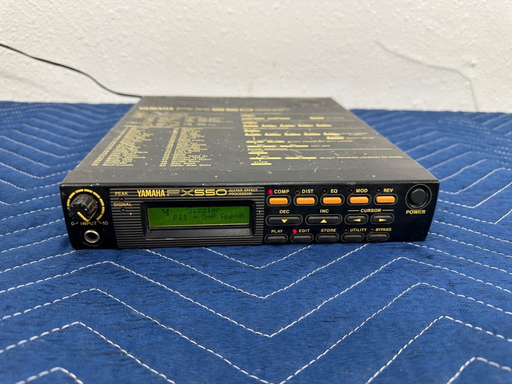 Yamaha FX550 Guitar Effect Processor  - Works Great!