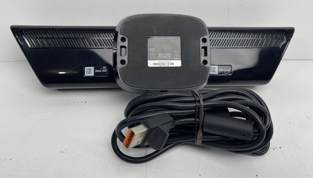 Microsoft 1414 Xbox 360 Kinect Sensor Bar Model 1414 & Two Games TESTED