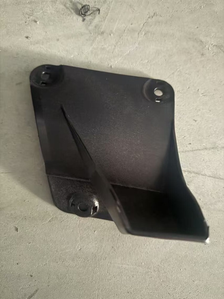 Bracket fits Lower Fairing Left Driver Side For Freightliner Cascadia 2018-2024