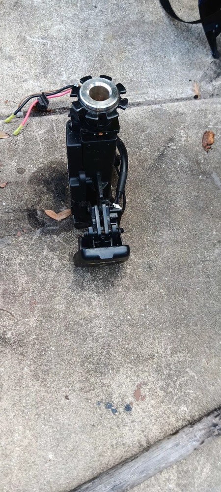 Pride Victory 10 Seat Elevator ASSEMBLY Tested Good