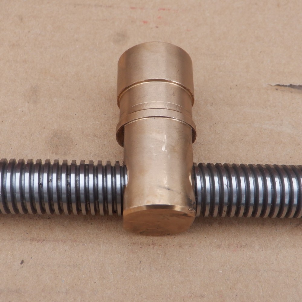 HARRISON M390, COMPOUND SLIDE METRIC SCREW & NUT