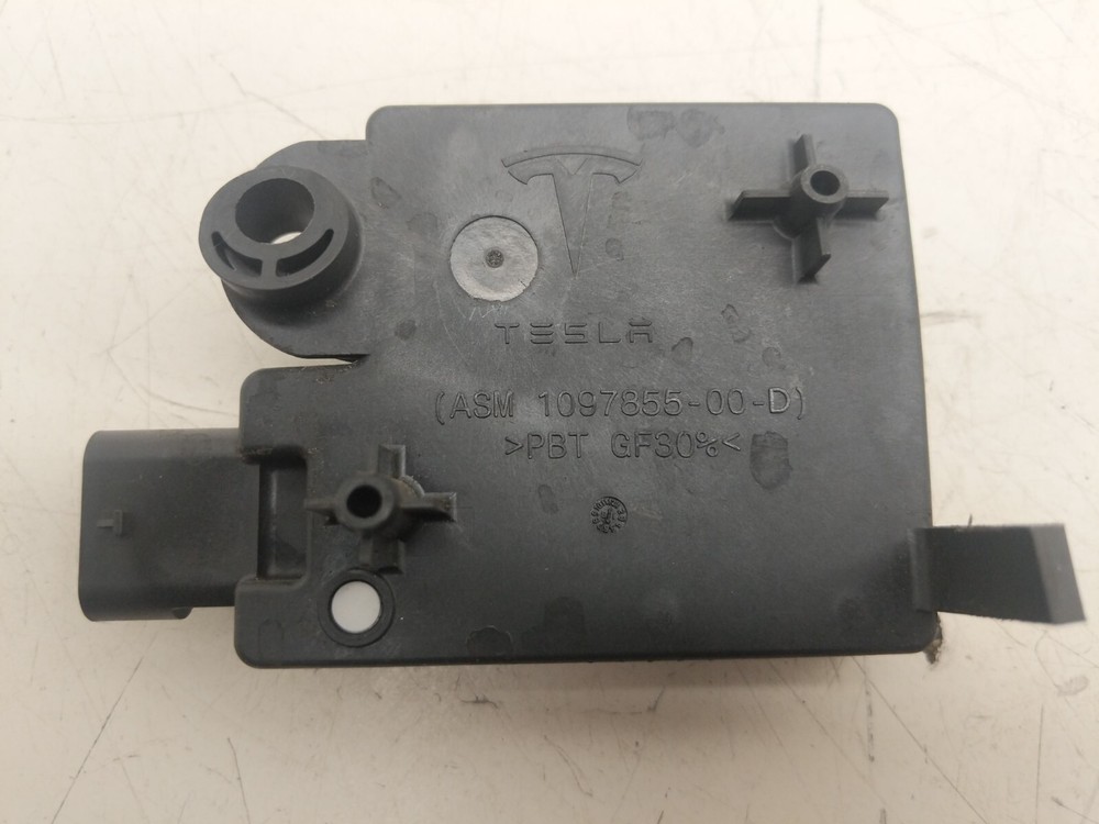 ⭕2017-2023 Model 3 Rear BCM Computer Electronic Body Control Module 1097855-00-D