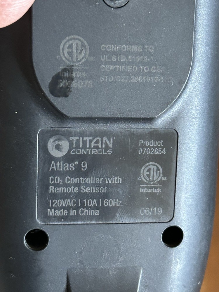 Titan Controls ATLAS 9 CO2 Controller with Remote Sensor 10 Amps/120Volt