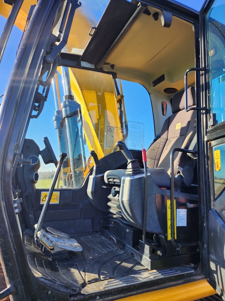 2018 Jcb JS131LC Track Excavator Quick Coupler High Flow FINANCING + SHIPPING