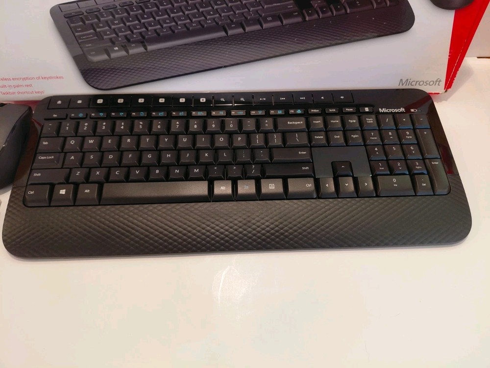 Microsoft Wireless Desktop 2000 Keyboard Mouse USB Dongle Combo Tested Works