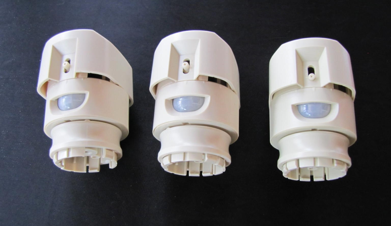 Lot of 3 PetSafe SSSCAT Automatic Spray Deterrent Motion Sensors Lids Tops