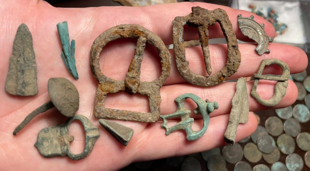 ~~5 AUTHENTIC Assorted Ancient & Medieval Historical Archaeological Artifacts~~