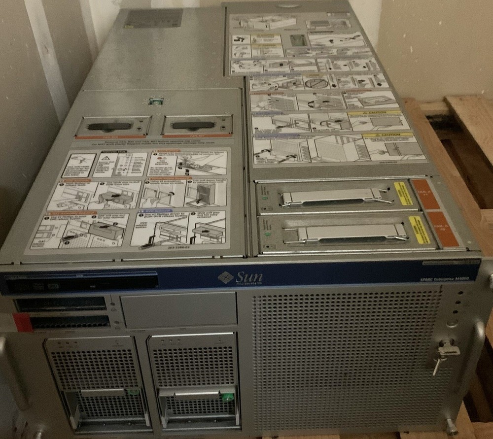 Sun Micro System M4000 Base Enterprise Server