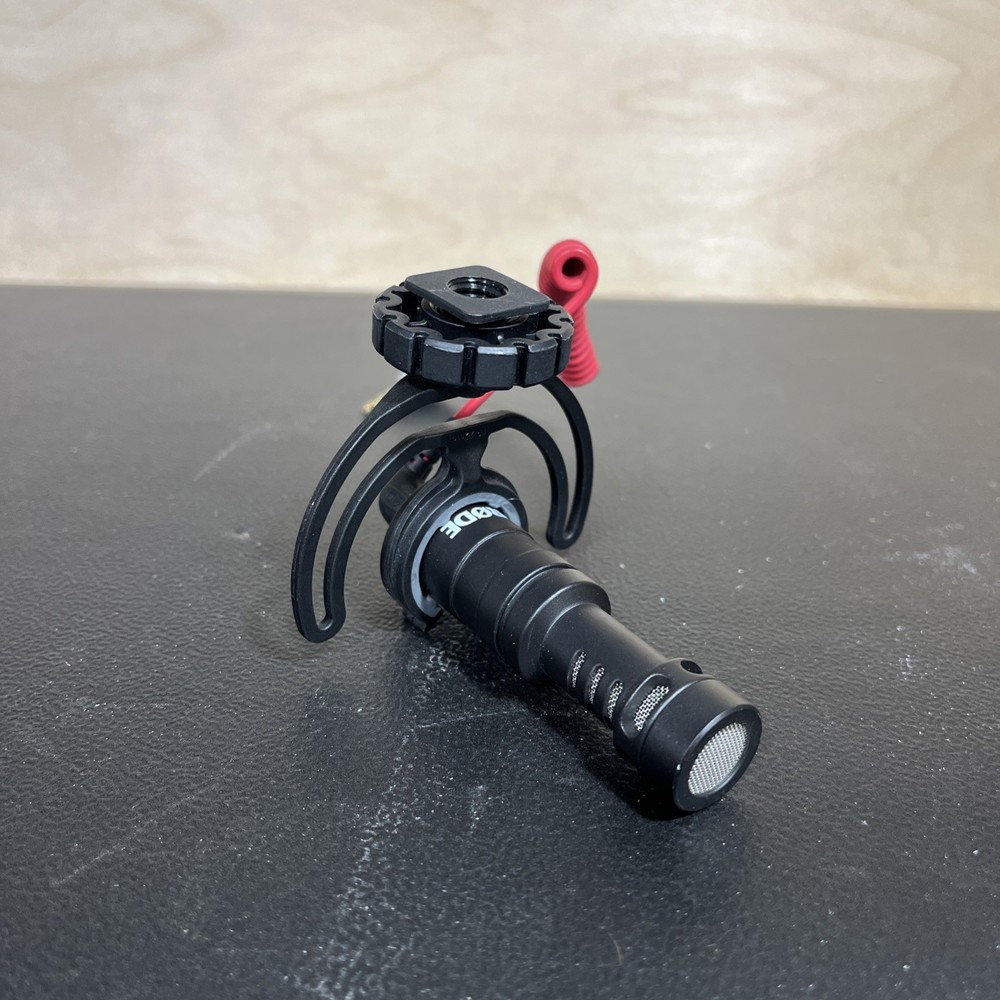 Rode VideoMicro compact on camera