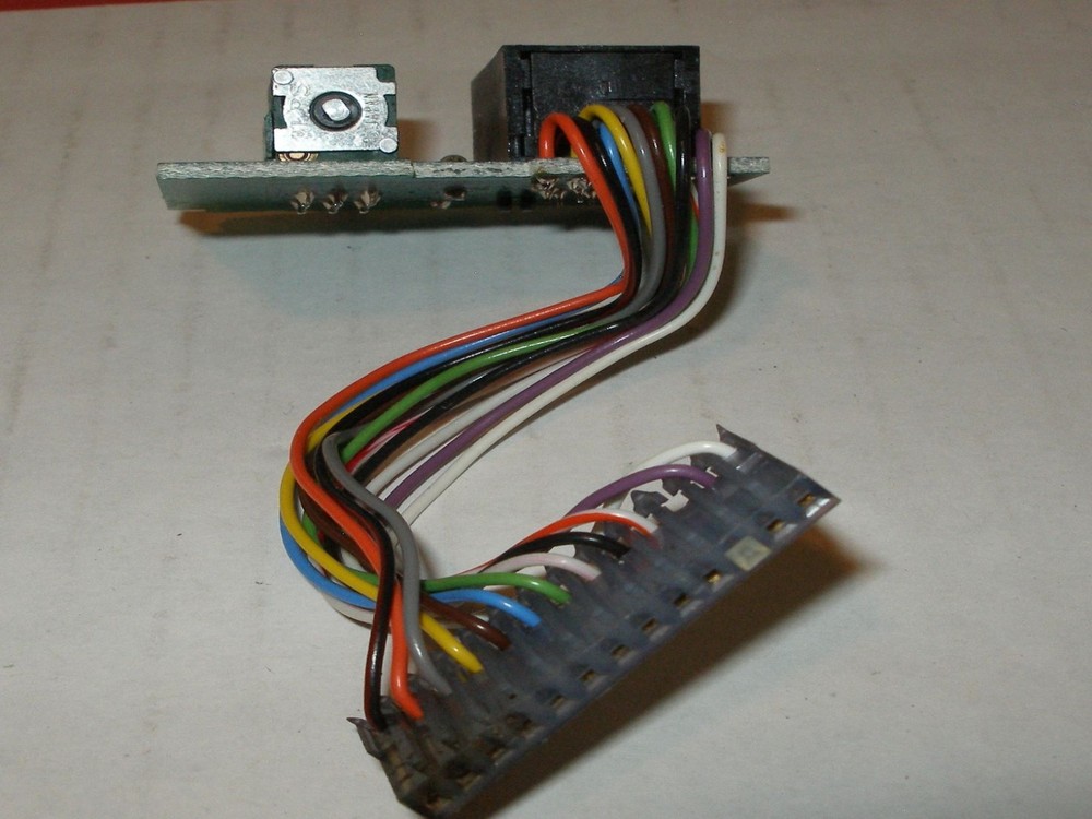 Motorola Maxtrac / Radius Volume Control / Mic Jack Board