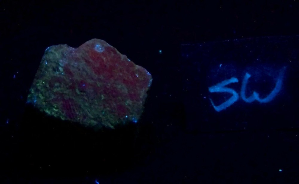 Fluorescent Ruby Crystal Piece for Specimen