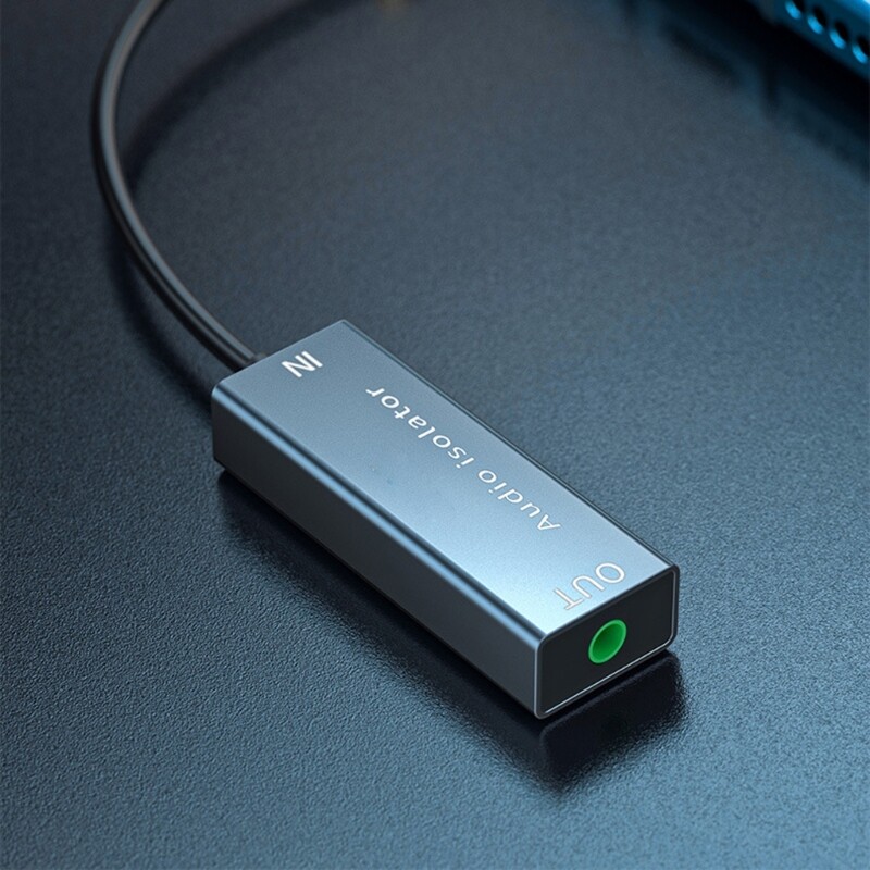 Ground Loop Isolator 3.5mm Noise Isolator Eliminator Eliminating Buzzing Noise