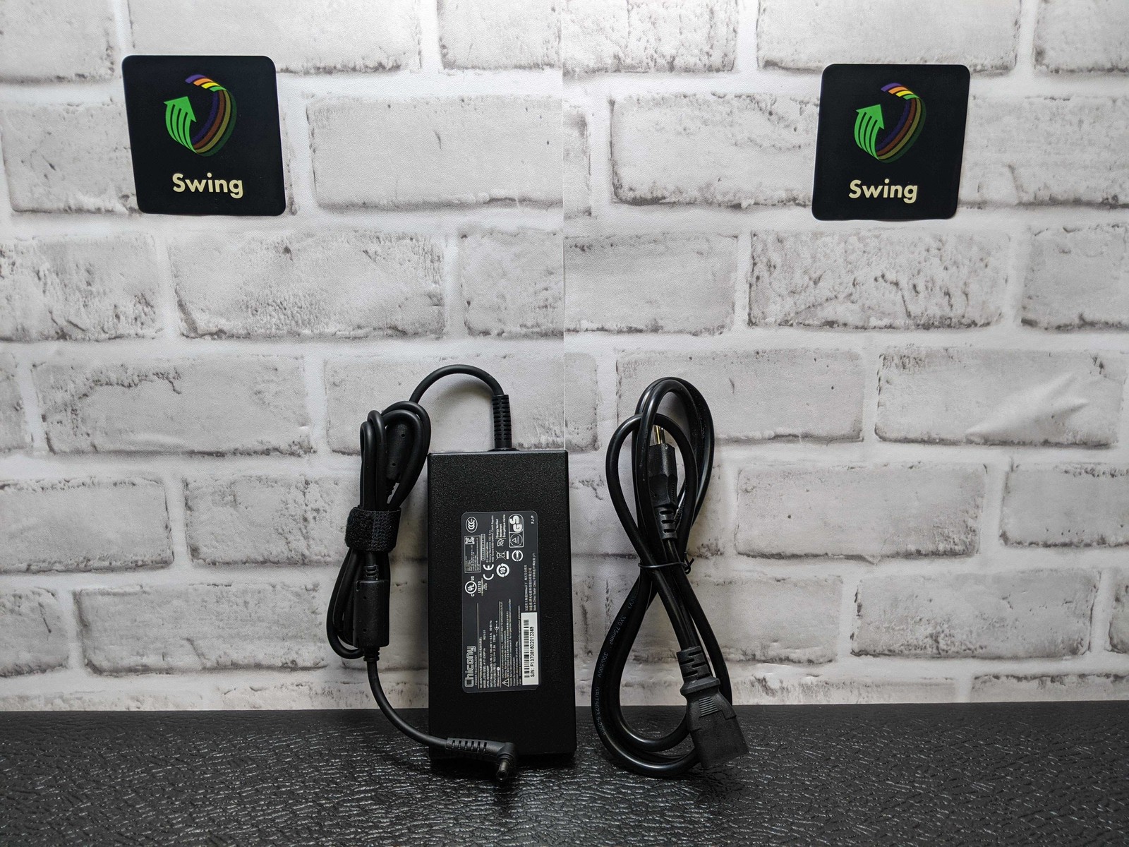 NEW Chicony AC Adapter A17-230P1A 19.5V DC 11.8A 230W MSI Clevo Gigabyte 5.5mm