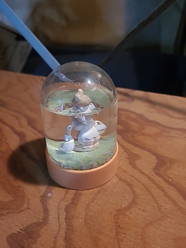 Precious Moments Water Globe