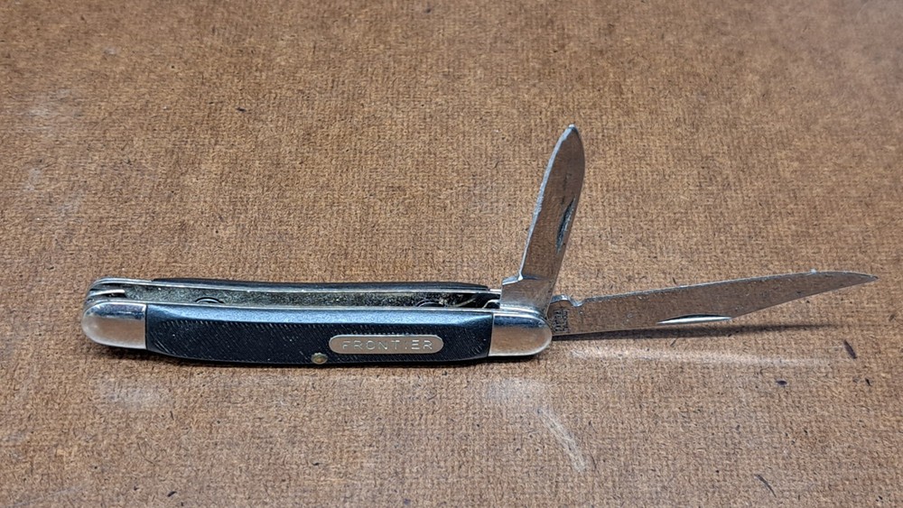 Frontier Imperial Ireland 2 Blade Pocketknife