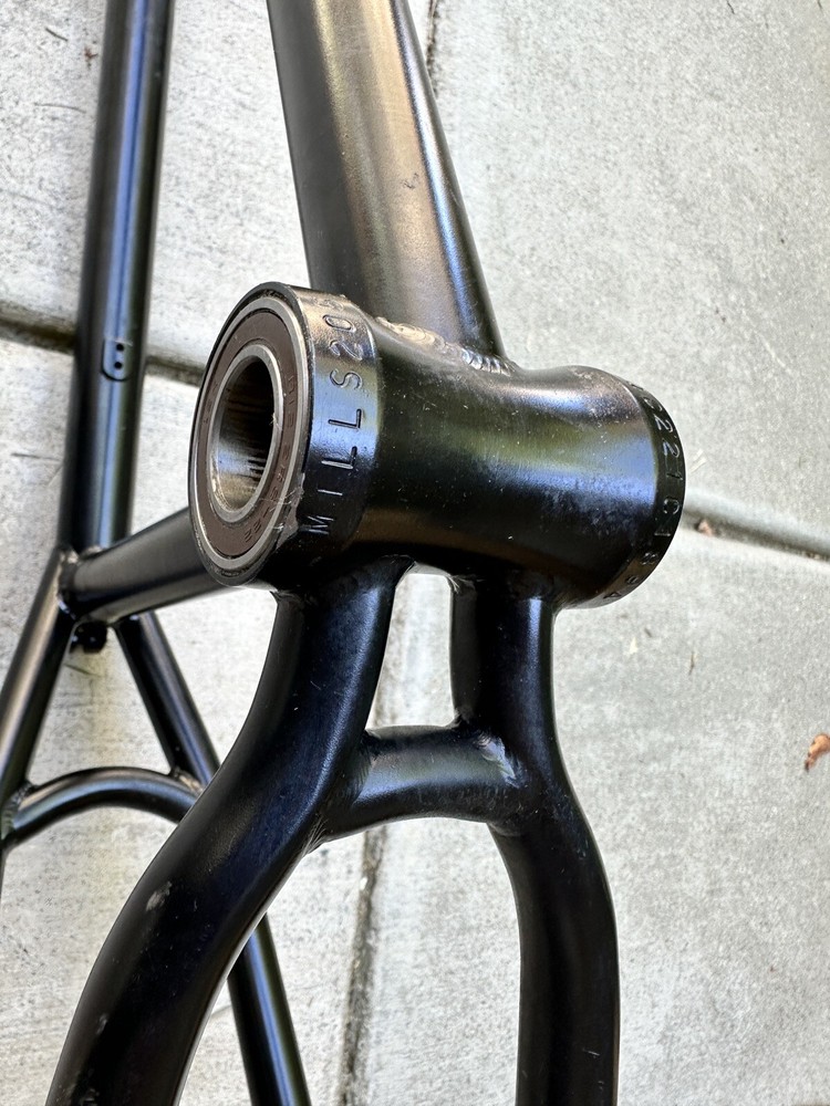 FIEND MILLS BMX FRAME BLACK 20.5