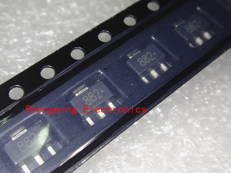 100pcs D882 2SD882 SOT-89 smd transistor