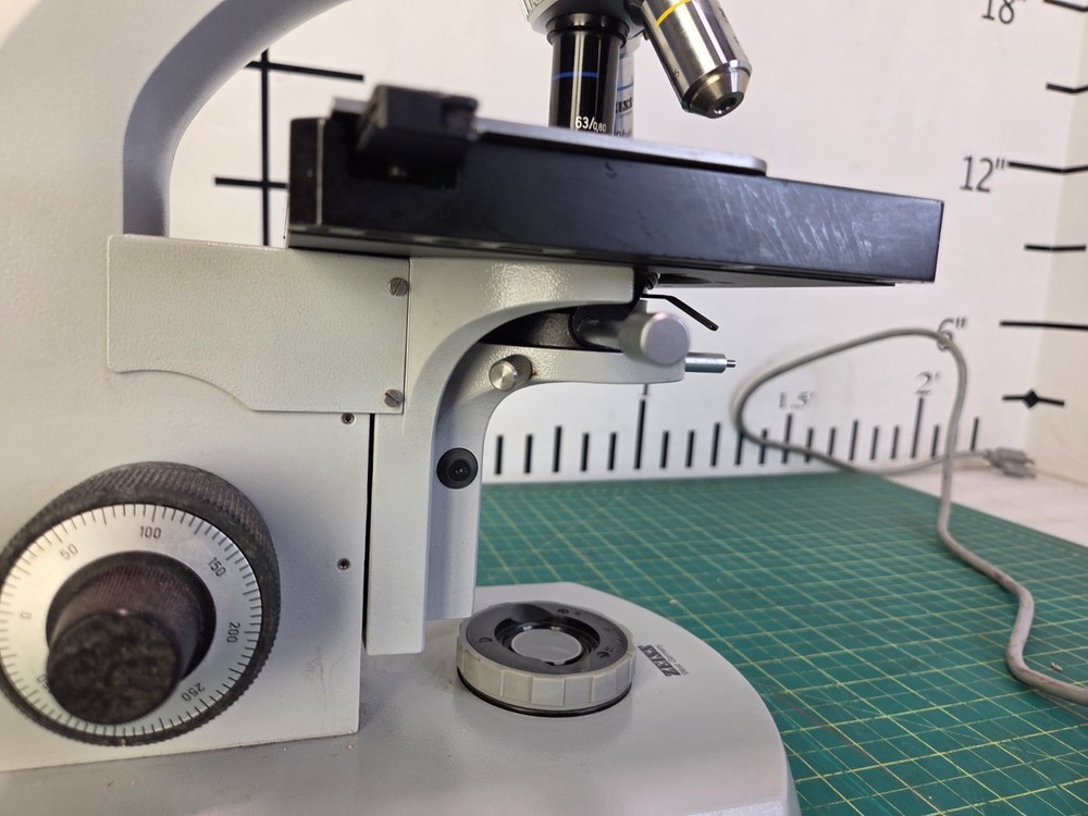 Zeiss Microscope W 3 Objectives 470906-9904/44