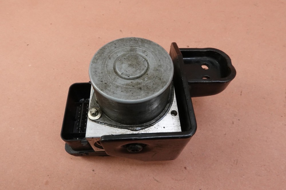 2008-2013 Harley Davidson Dyna Fat Bob FXDF ABS Brake Pump & Module