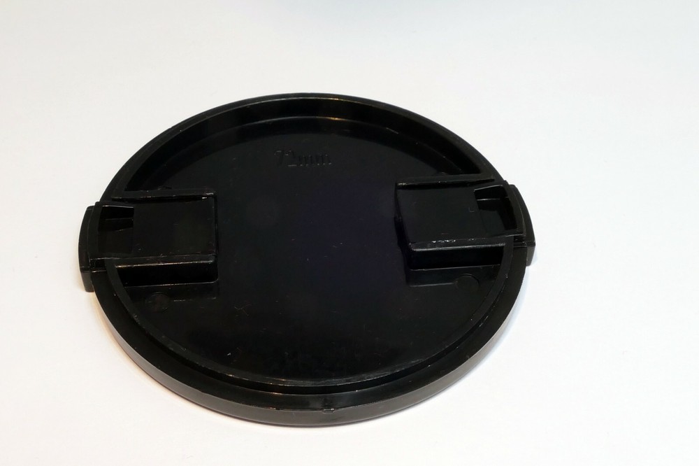 72mm snap on type Lens Front Cap black plastic