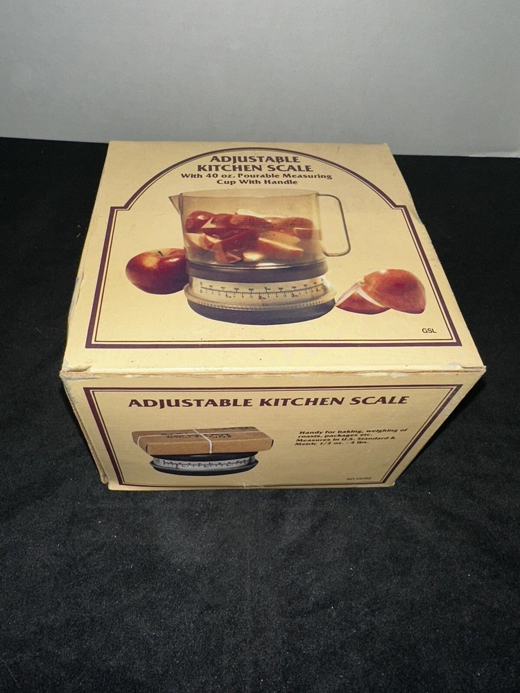 Vintage Adjustable Kitchen Scale 40oz. Pourable Measuring Cup w/ Handle with Box