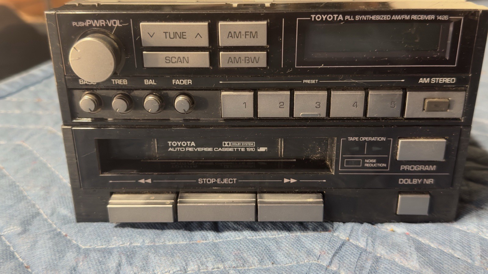 Vintage Toyota Stereo Radio Untested