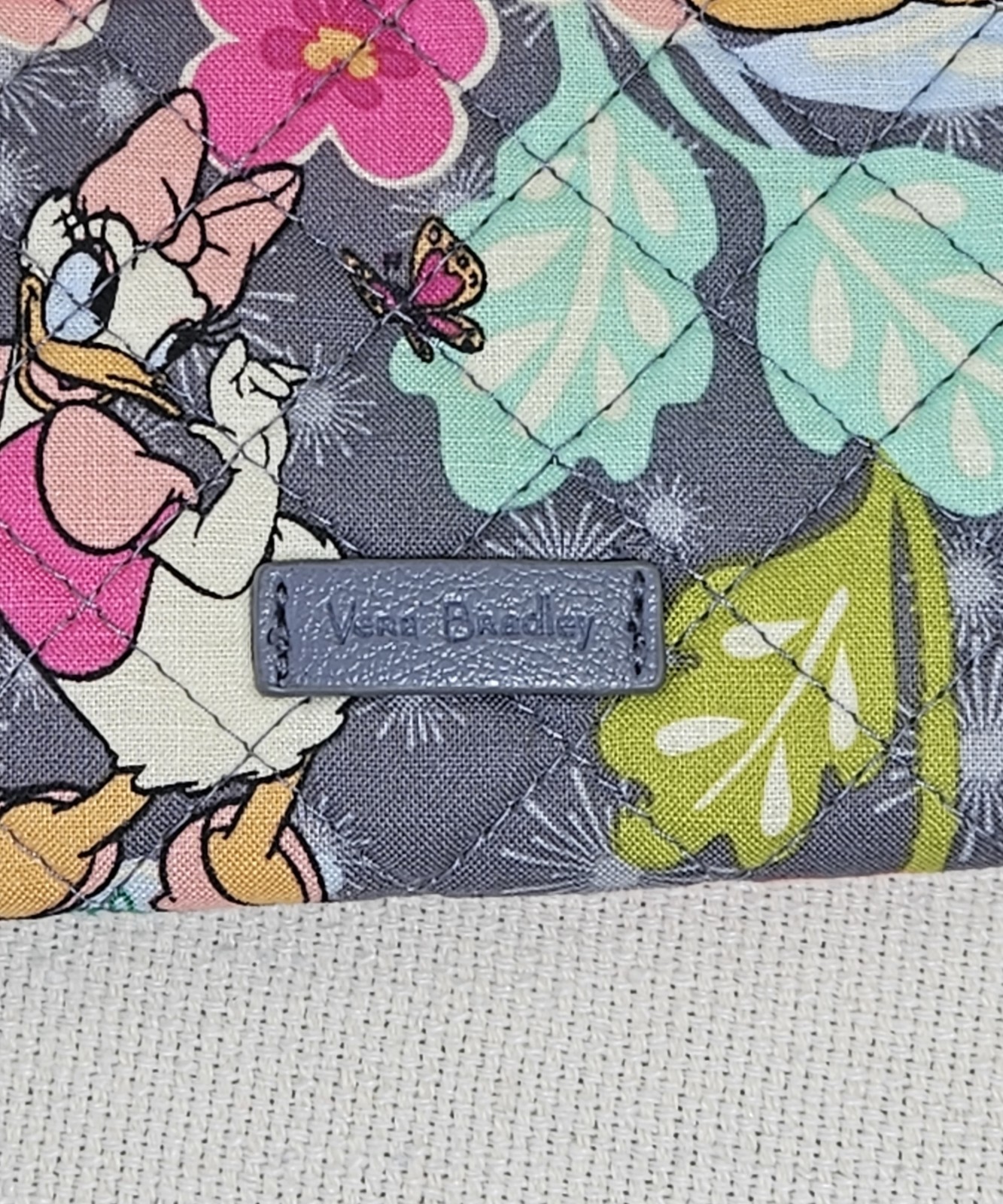 Vera Bradley Mickey Minnie Mouse Wristlet Wallet Gray Floral Excellent Condition