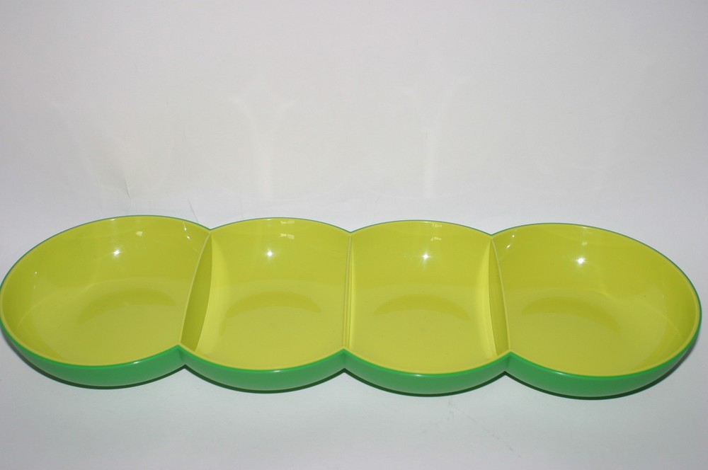 TUPPERWARE Chic Dining Appetizer Serving Tray Divided Sections Caterpillar Green