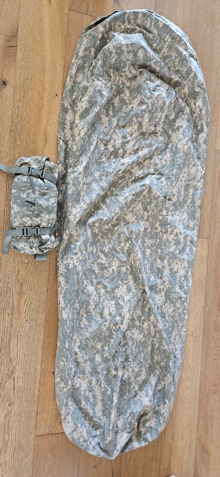 Genuine USGI GORE-TEX  Bivy Cover ACU Digital Camo-Great Condition! + Waist Pack