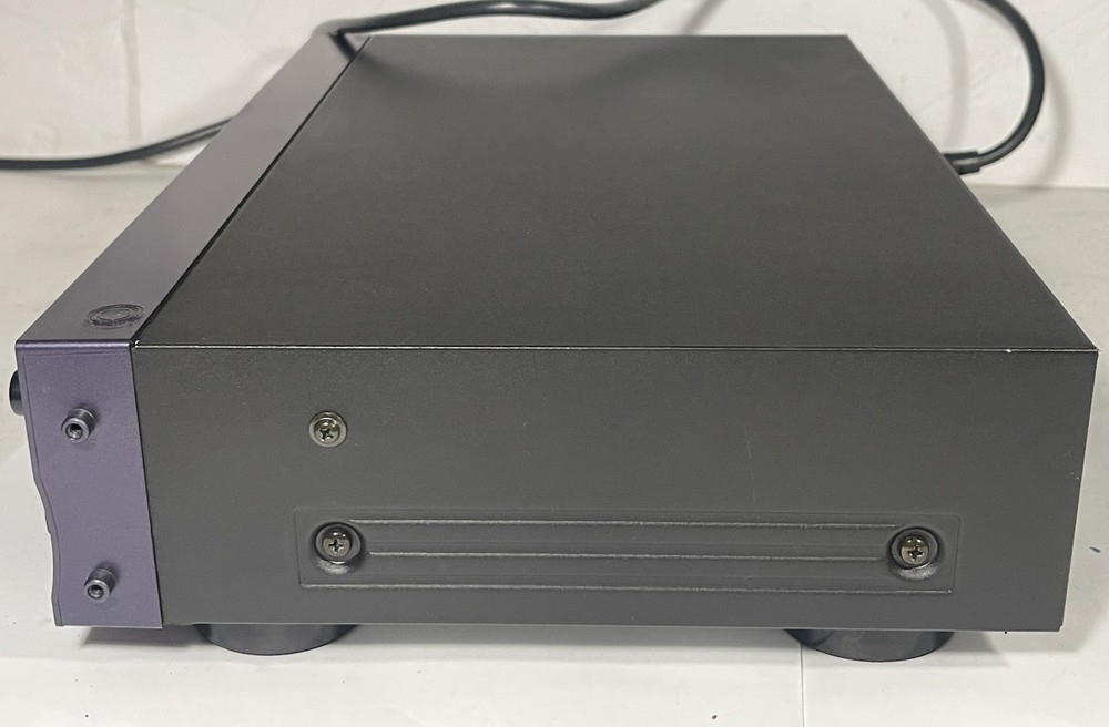 HHB BurnIT CDR-830 Professional Compact Disc CD Recorder W/ Remote & Manual