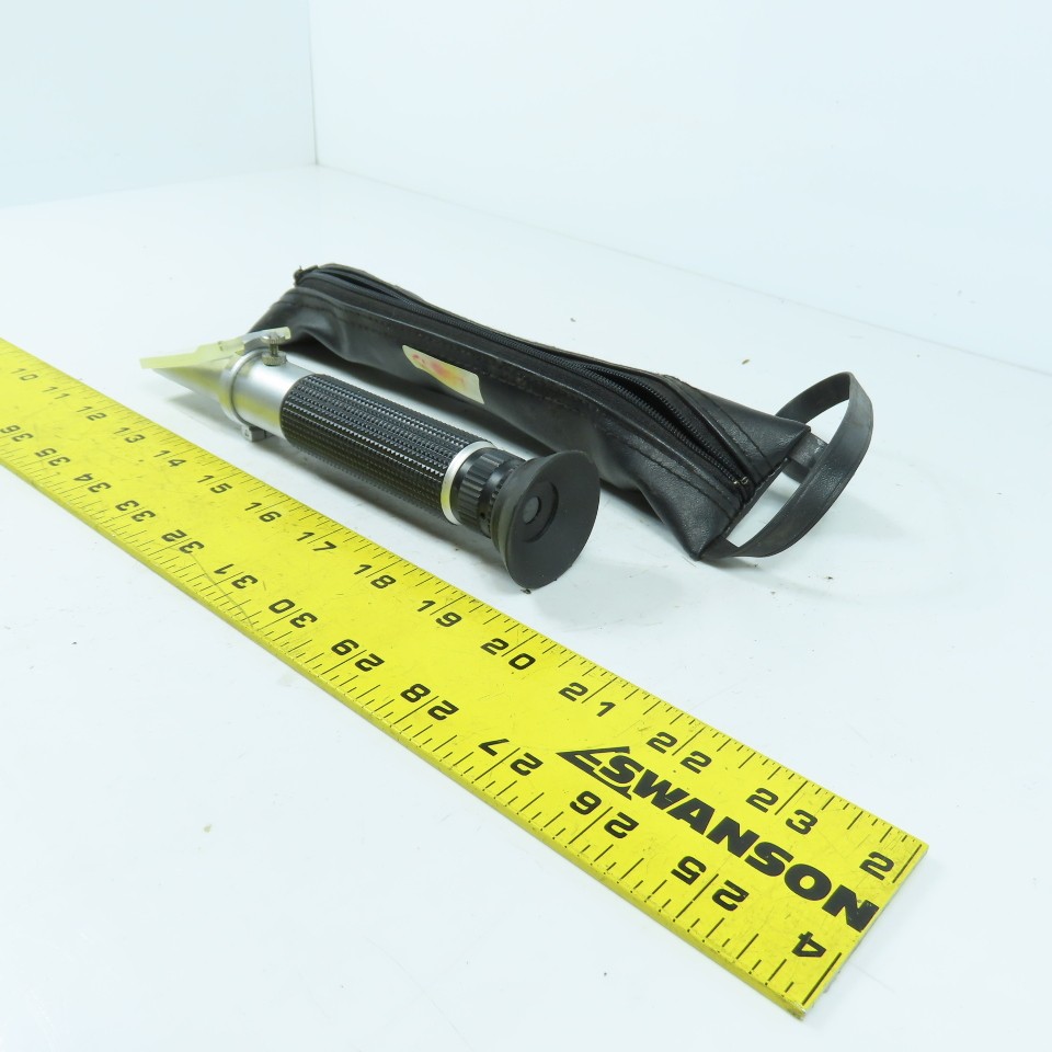 Cincinnati Milacron Hand Refractometer W/ Carry Case