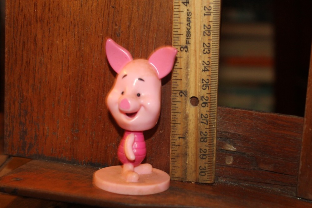 Walt Disney Bobblehead Piglet