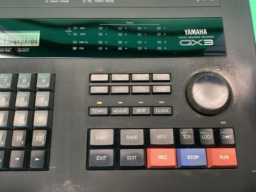 Yamaha QX3 3.5” Floppy Disk Digital Sequencer Recorder - POWERS ON - UNTESTED