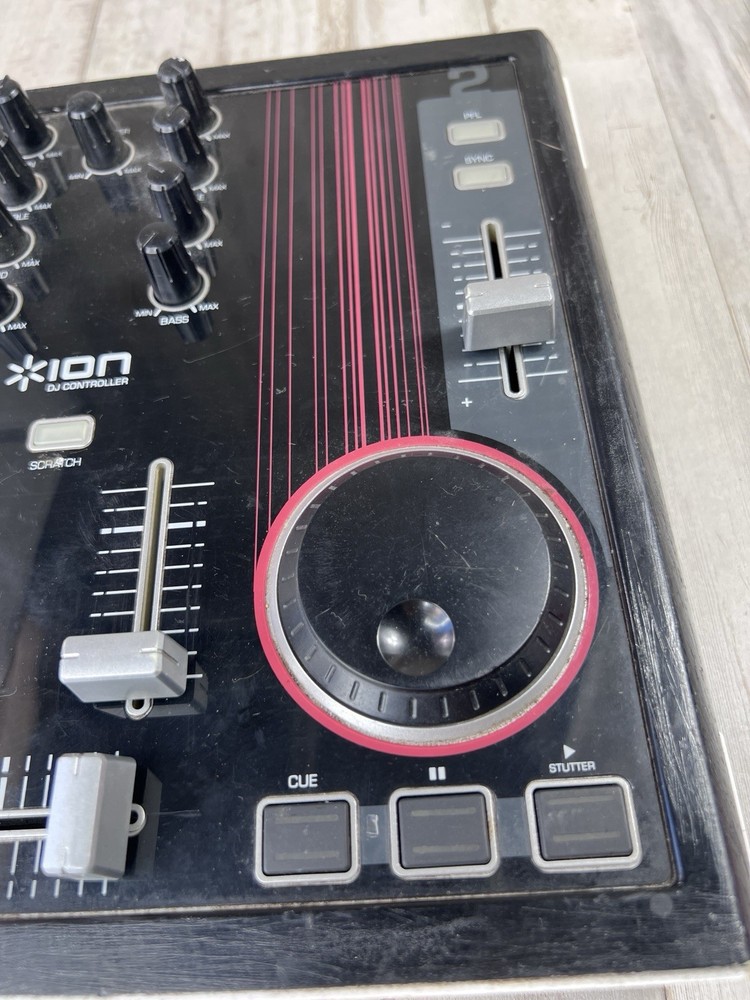 Numark Total Control DJ Double Mixing Deck w/ USB Cable (Missing AC Adapter)